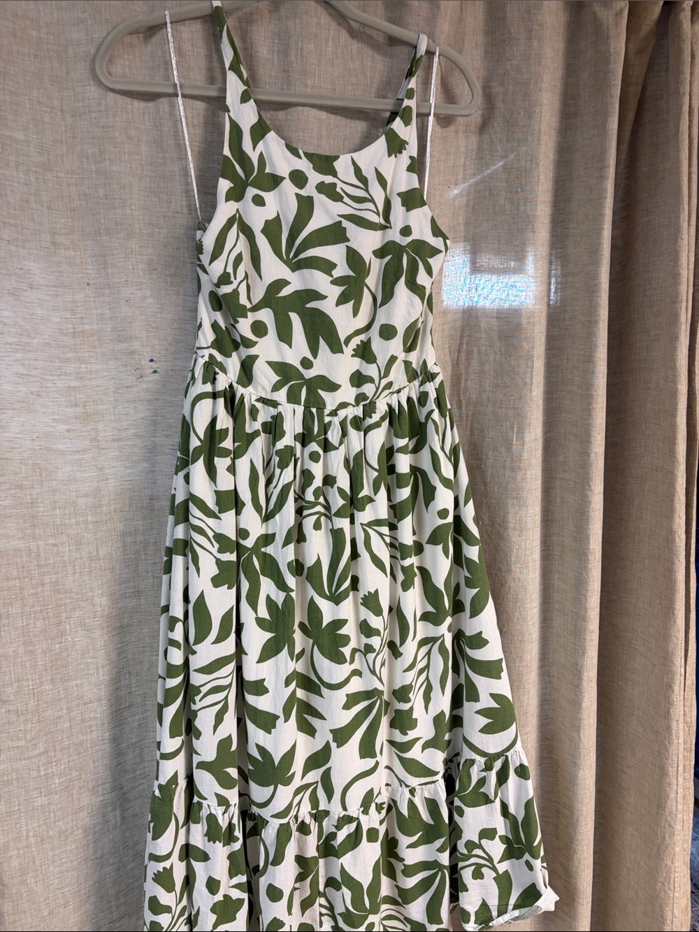Time and Tru White Dress with Green Leaf Print